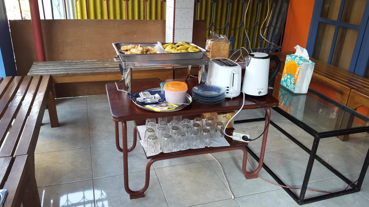Centro Hostel Labuan Bajo Εξωτερικό φωτογραφία
