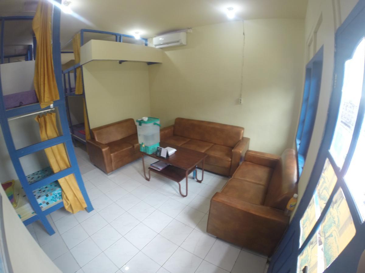 Centro Hostel Labuan Bajo Εξωτερικό φωτογραφία