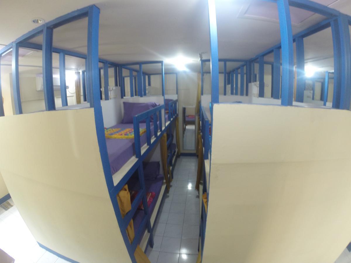 Centro Hostel Labuan Bajo Εξωτερικό φωτογραφία